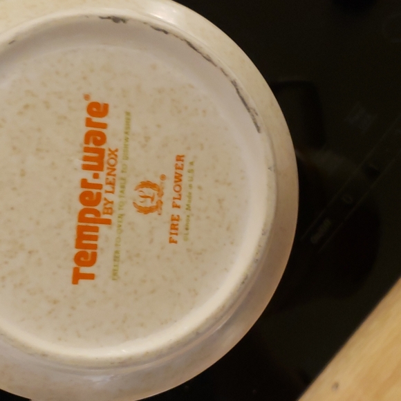 Temper-ware sugar and creamer bowls - Picture 5 of 5